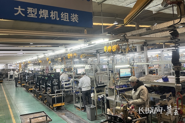 唐山松下产业机器有限公司 焊接机器人 工程技术中心_唐山铆焊加工案例
