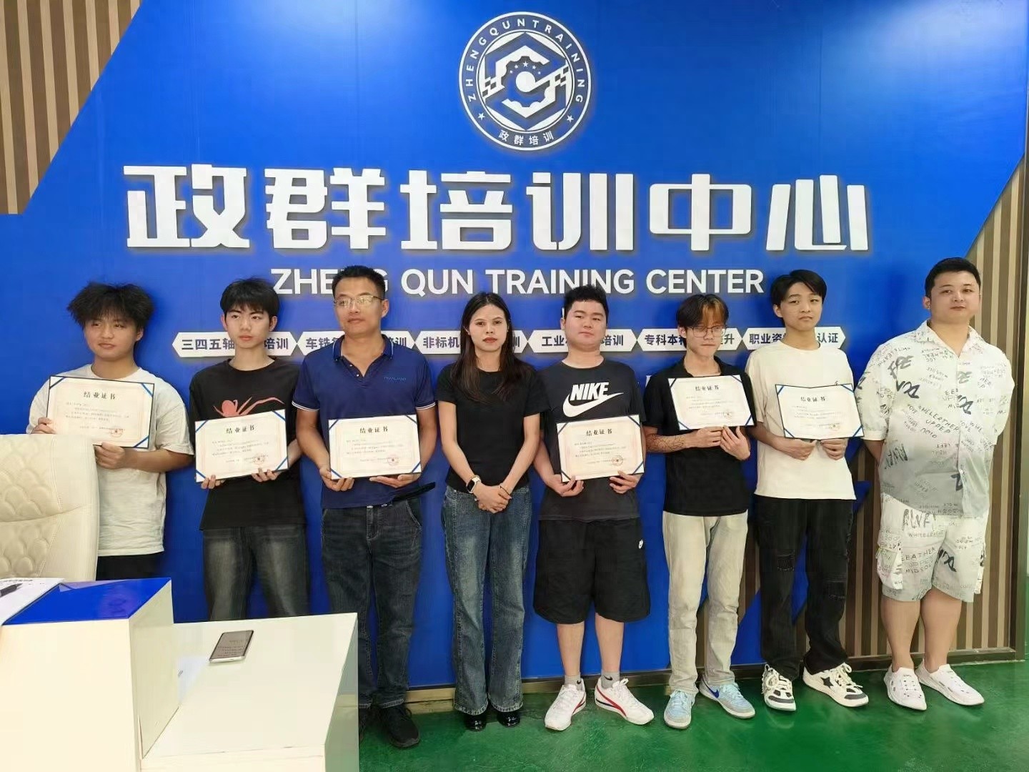 深圳零基础应届生UG五轴CNC编程培训学习路径与实施方案-大连富泓机械