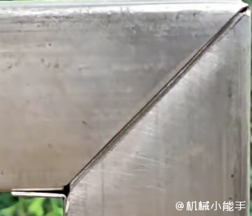 钣金“牵手”有讲究:五种连接方式谁最靠谱?