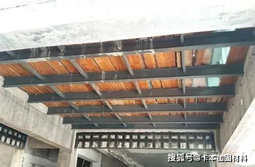 连接节点加固法_高强度螺栓连接与焊接混合的起重机结构_钢结构局部加固