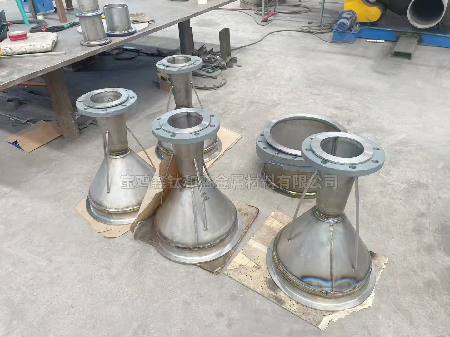 钛制换热器定制_化工钛设备厂家_钛合金加工设备要求高