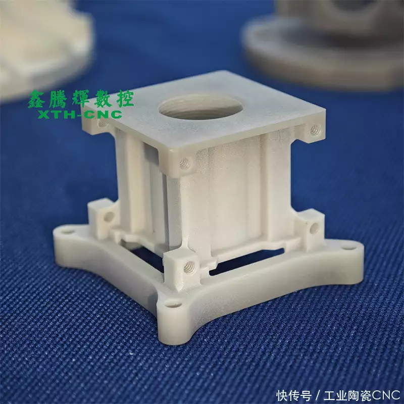 陶瓷雕铣机:高精度加工陶瓷零件的工业革命者-大连富泓机械有限公司