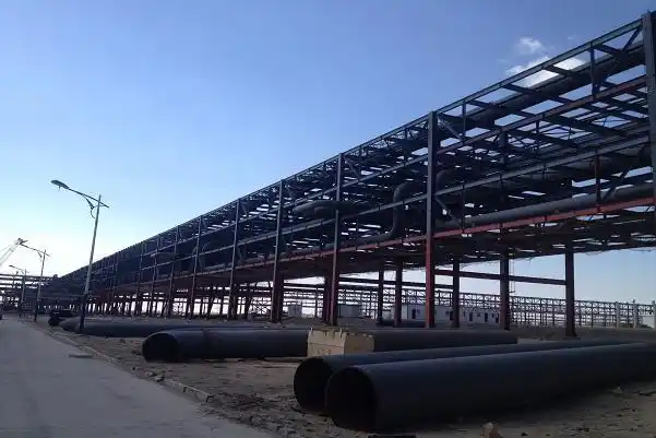 防火涂料施工方法_膨胀型防火涂料施工步骤_建筑钢结构铆焊防火涂料施工前处理