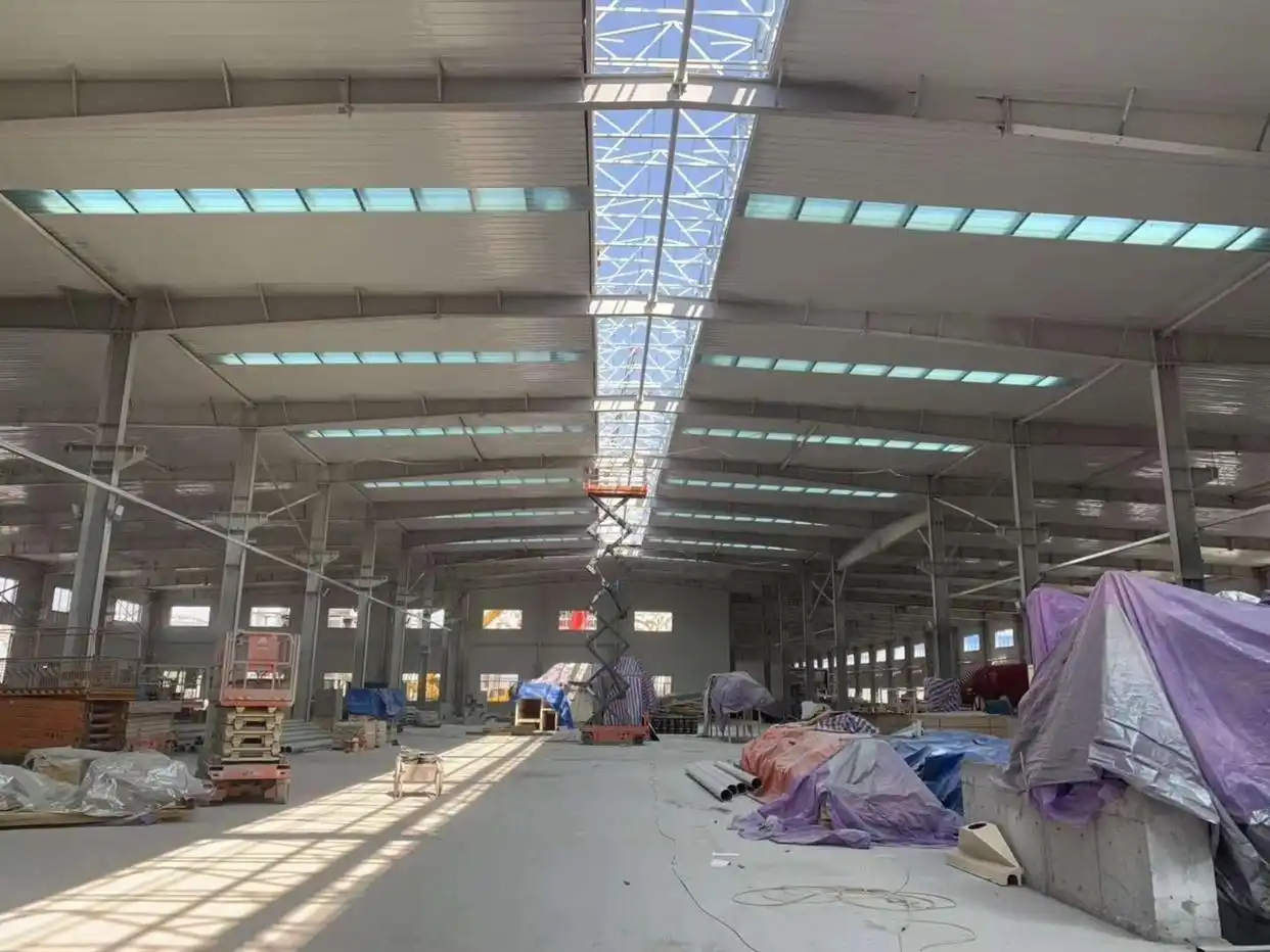建筑钢结构铆焊防火涂料施工前处理_膨胀型防火涂料施工步骤_防火涂料施工方法