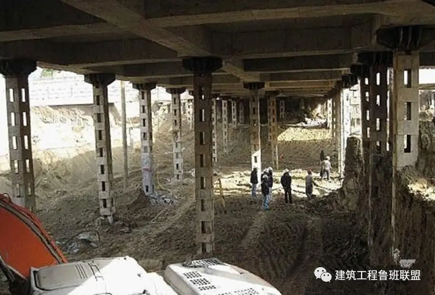 格构柱铆焊加工_格构柱焊接技术规范_基坑内支撑格构柱施工工艺