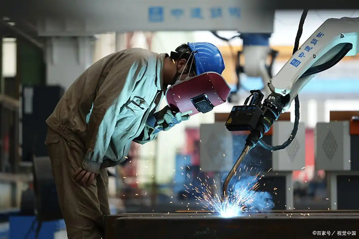 铆焊加工项目_铆焊工工作内容_钢铁裁缝师日常